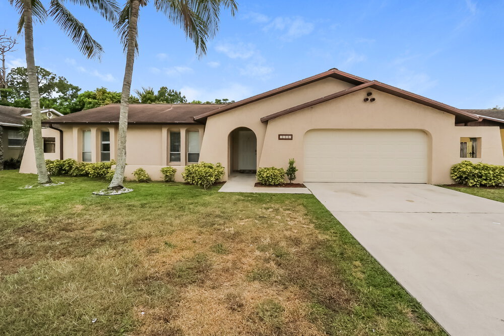 1162 Fernlea Dr in West Palm Beach, FL - Building Photo