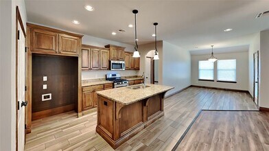 14000 Northwood Village Dr in Piedmont, OK - Building Photo - Building Photo