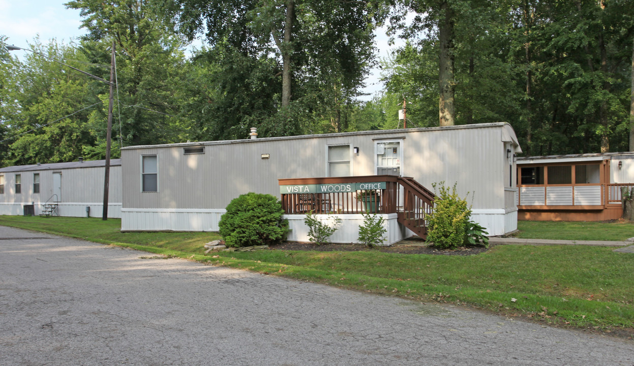 Vista Woods in Milford, OH - Foto de edificio