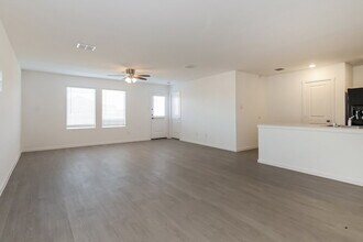 1809 Javelina St in Royse City, TX - Foto de edificio - Building Photo