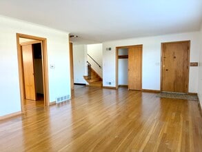 1783 Ardleigh Rd, Unit 1787 in Upper Arlington, OH - Building Photo - Building Photo