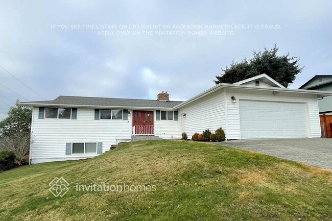 2401 N Narrows Dr in Tacoma, WA - Building Photo - Building Photo