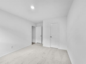 209 Brandi Dr in Wharton, TX - Building Photo - Building Photo