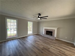 979 Sugar Crossing Ln in Sugar Hill, GA - Building Photo - Building Photo