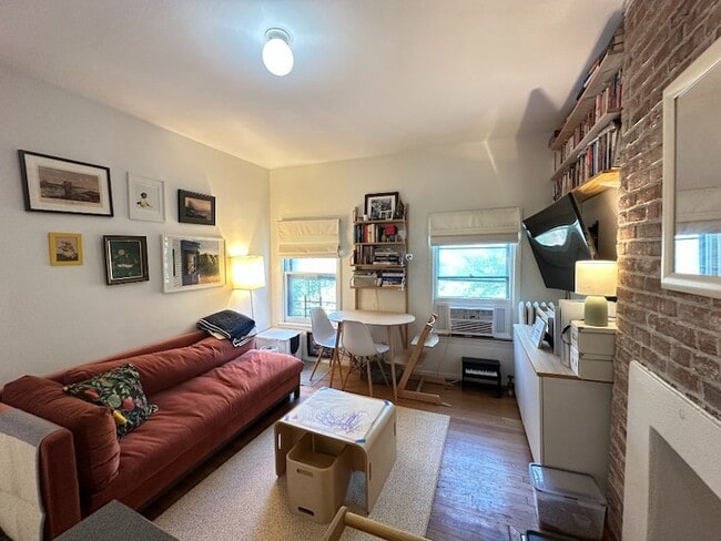 property at 88 Joralemon St