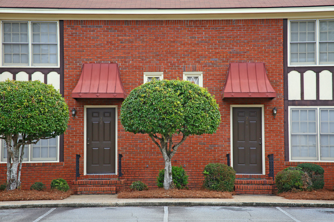 Windsor Apartments in Albany, GA - Building Photo