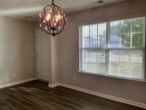 1567 Zeverly St in Winston-Salem, NC - Building Photo - Building Photo