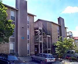Peyton Place Apartments in Austin, TX - Foto de edificio - Building Photo
