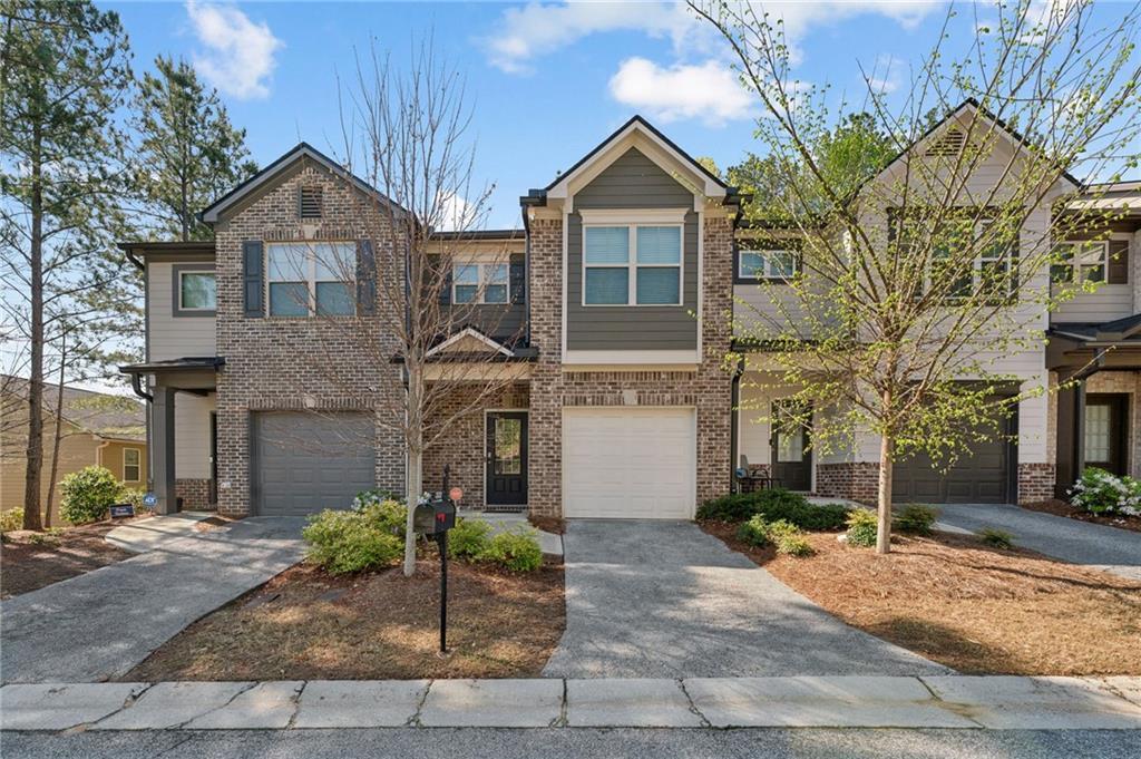 3122 Meadowstone Ln SW in Atlanta, GA - Building Photo