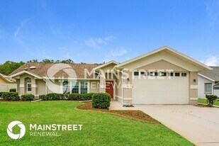 12 Ocean Pines Dr in Ormond Beach, FL - Building Photo
