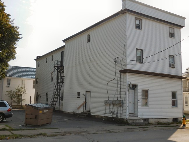 245 S Washington St in Herkimer, NY - Building Photo - Building Photo