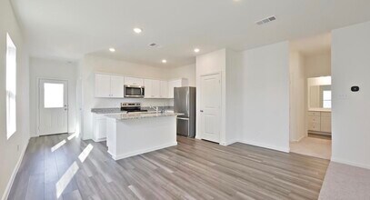 524 Halifax Ct in Conroe, TX - Building Photo - Building Photo