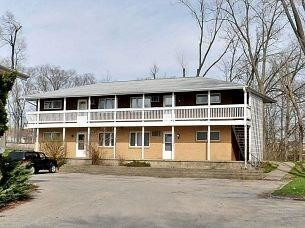 720 4th Ave Pl in Coralville, IA - Building Photo