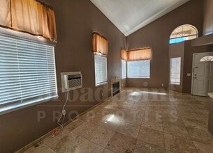605 Iona Ct in Escondido, CA - Building Photo - Building Photo