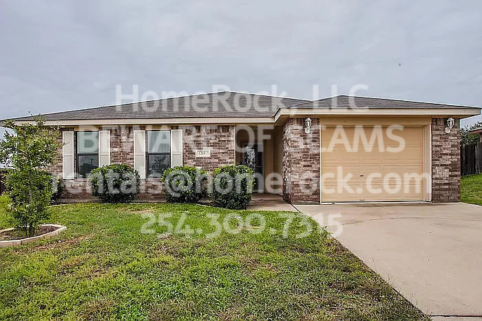 1215 Marlee Cir in Copperas Cove, TX - Foto de edificio