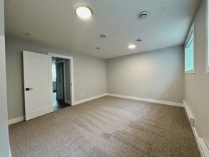 2620-26228 28 Ave SW in Calgary, AB - Building Photo - Building Photo