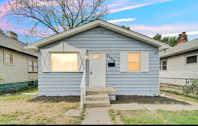 property at 3106 N Harding St