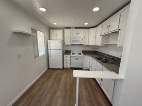 2258 Pamela Ln in Costa Mesa, CA - Building Photo - Building Photo