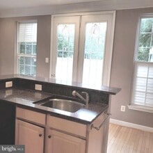 728 Market St E in Gaithersburg, MD - Building Photo - Building Photo