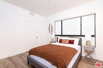 1319 N Martel Ave-Unit -102 in Los Angeles, CA - Building Photo - Building Photo