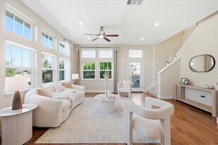 1918 Stella St in Mountain View, CA - Building Photo