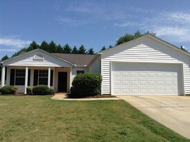 5 Pasture Pl in Simpsonville, SC - Building Photo