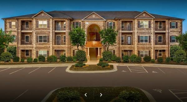 Maystone at Wakefield in Raleigh, NC - Building Photo