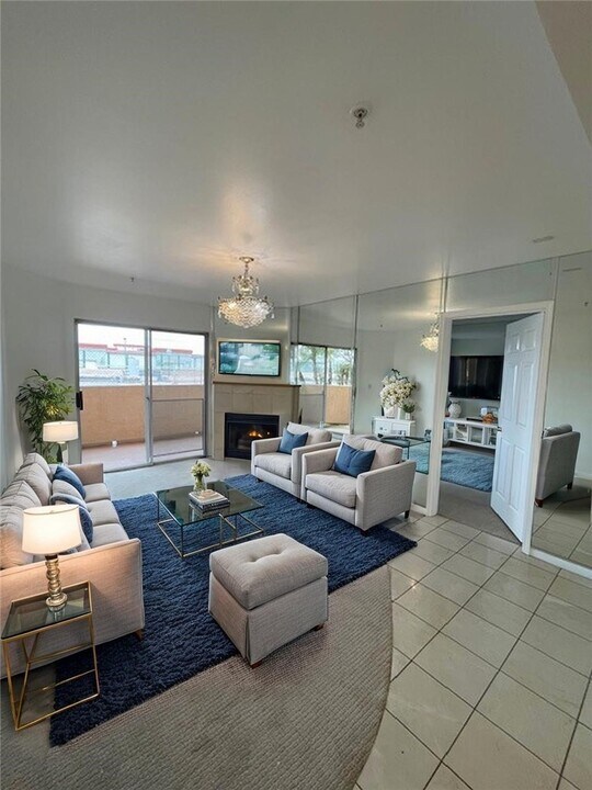 11410 Brookshire Ave in Downey, CA - Building Photo