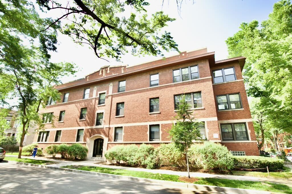 1406 W Summerdale Ave, Unit M391 in Chicago, IL - Foto de edificio