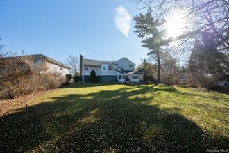 21 Norton Dr in Roosevelt, NY - Building Photo - Building Photo