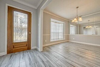 14690 Perthshire Rd in Houston, TX - Building Photo - Building Photo