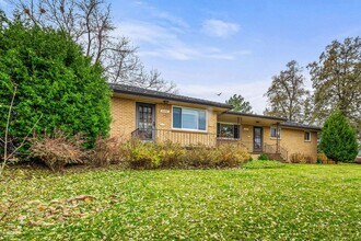 9496 W 38th Ave in Wheat Ridge, CO - Foto de edificio - Building Photo