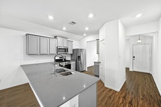 129 Konik Rd in Georgetown, TX - Building Photo - Building Photo