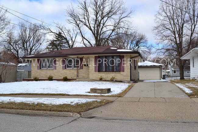 property at 4106 66th St