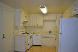 539-539 Scripps Dr in Davis, CA - Building Photo - Building Photo