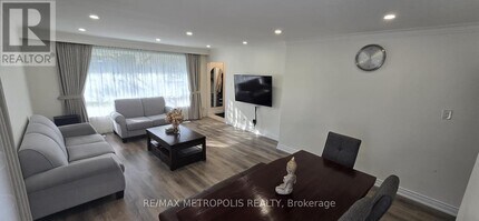 23 Alanbury Crescent in Toronto, ON - Building Photo - Building Photo