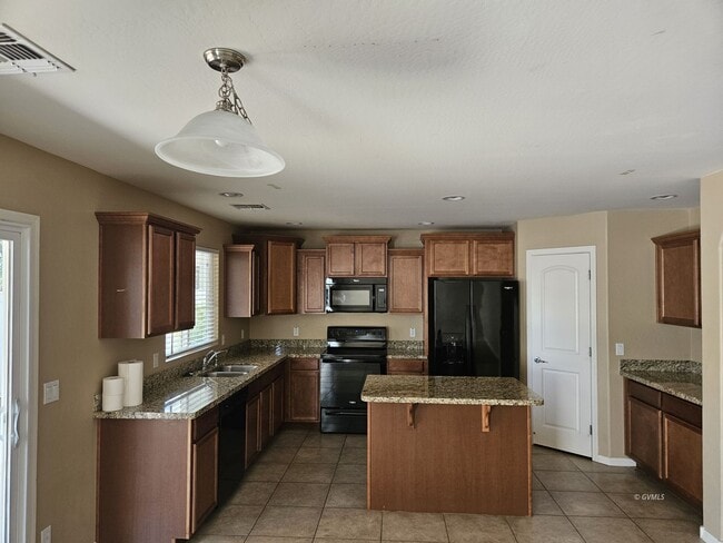 1581 Copper Canyon Dr in Safford, AZ - Building Photo - Building Photo