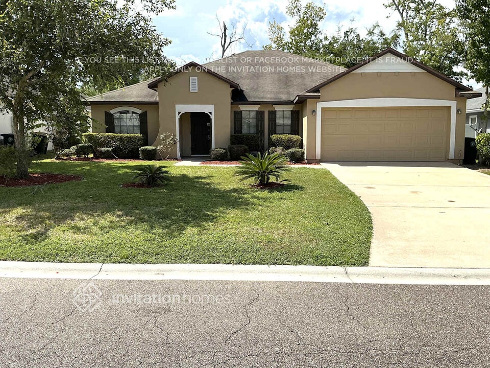 10890 Birchard Ln in Jacksonville, FL - Building Photo