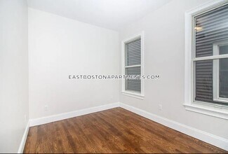249 Lexington St, Unit 2 in Boston, MA - Building Photo - Building Photo