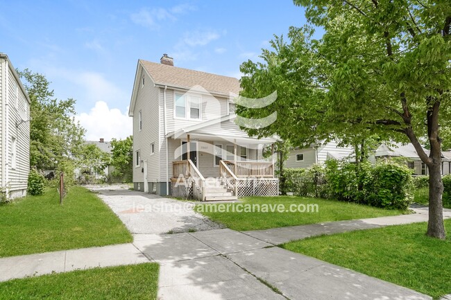 3867 E 142nd St in Cleveland, OH - Foto de edificio - Building Photo