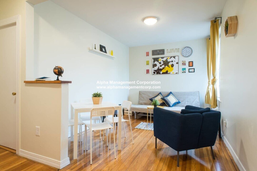 58 Queensberry St in Boston, MA - Building Photo