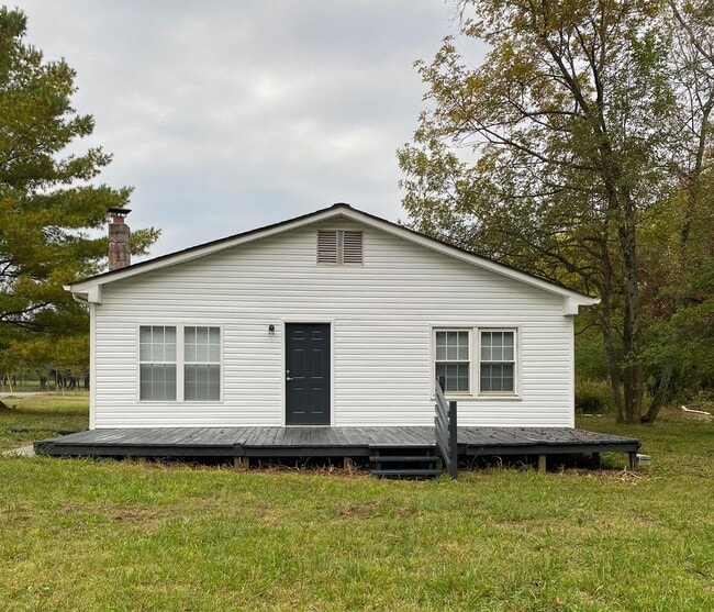 property at 668 W Jefferson Pike