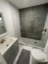 4910 SW 28th Ter in Fort Lauderdale, FL - Building Photo - Building Photo