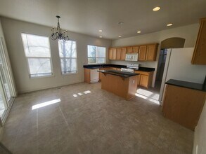 2495 Table Rock Dr in Carson City, NV - Foto de edificio - Building Photo