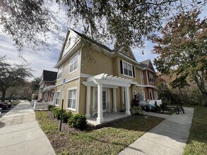 2221 San Vittorino Cir in Kissimmee, FL - Building Photo - Building Photo
