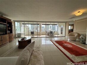 430 Kaiolu St in Honolulu, HI - Building Photo - Building Photo