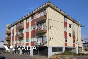 9405 120 St in Delta, BC - Building Photo