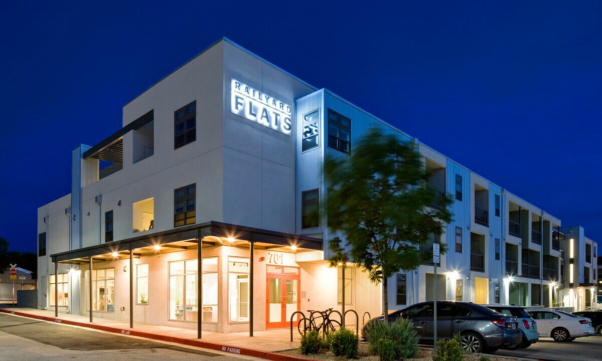 Railyard Flats in Santa Fe, NM - Building Photo