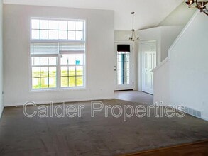 2086 Eaststone St SE in Caledonia, MI - Building Photo - Building Photo