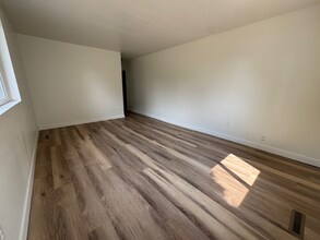 806 Meeker St in Longmont, CO - Building Photo - Building Photo